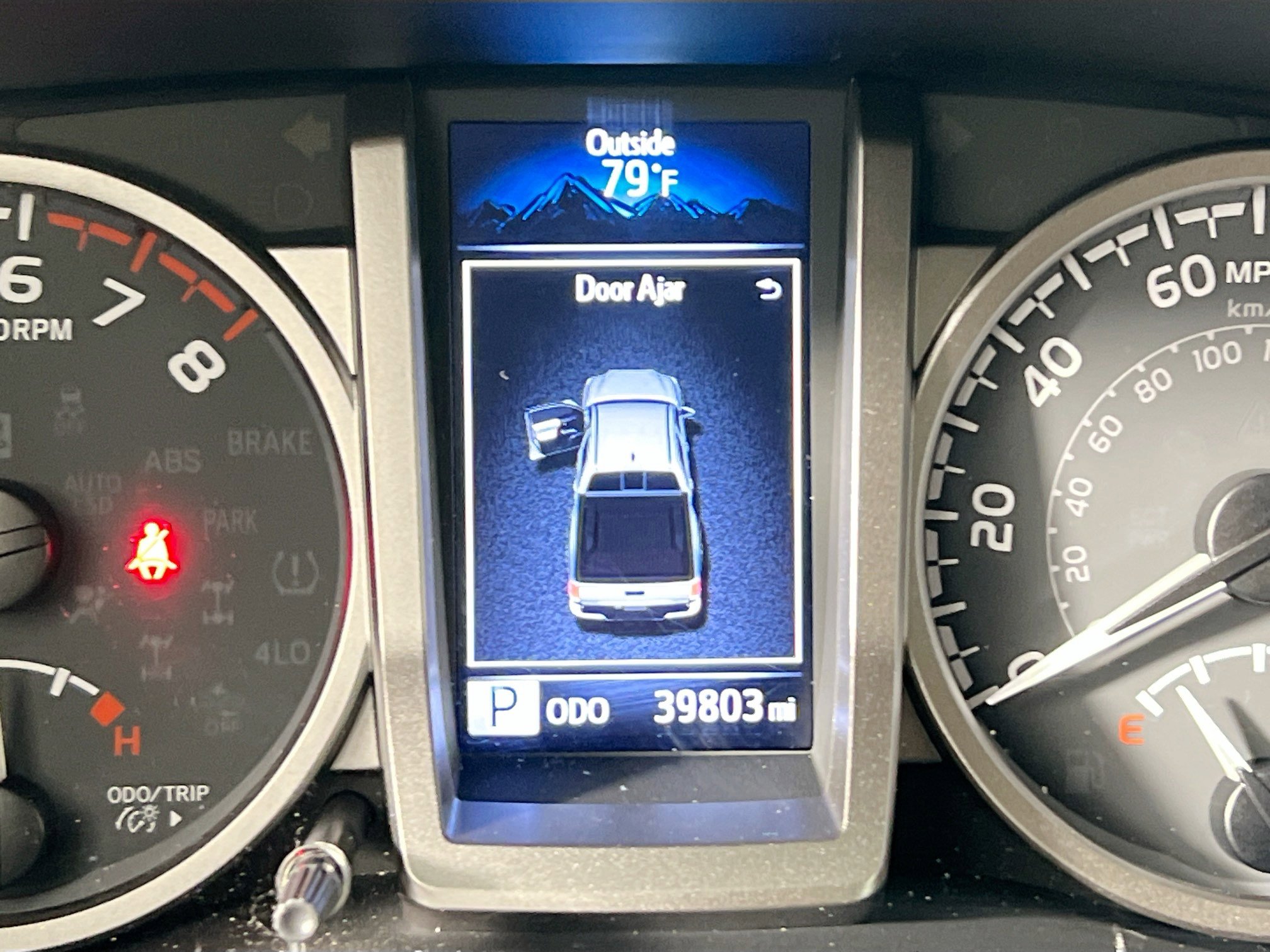 Used 2022 Toyota Tacoma SR5 RWD image 23