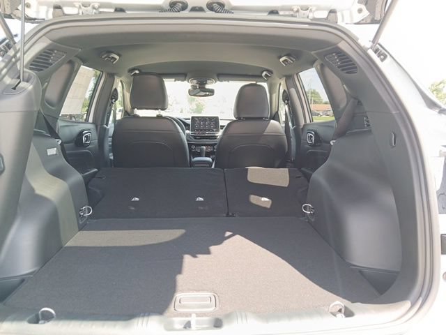 New 2026 Jeep Compass Latitude AWD/4WD image 30