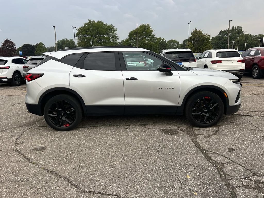 Used 2020 Chevrolet Blazer LT w/ Redline Edition FWD image 6