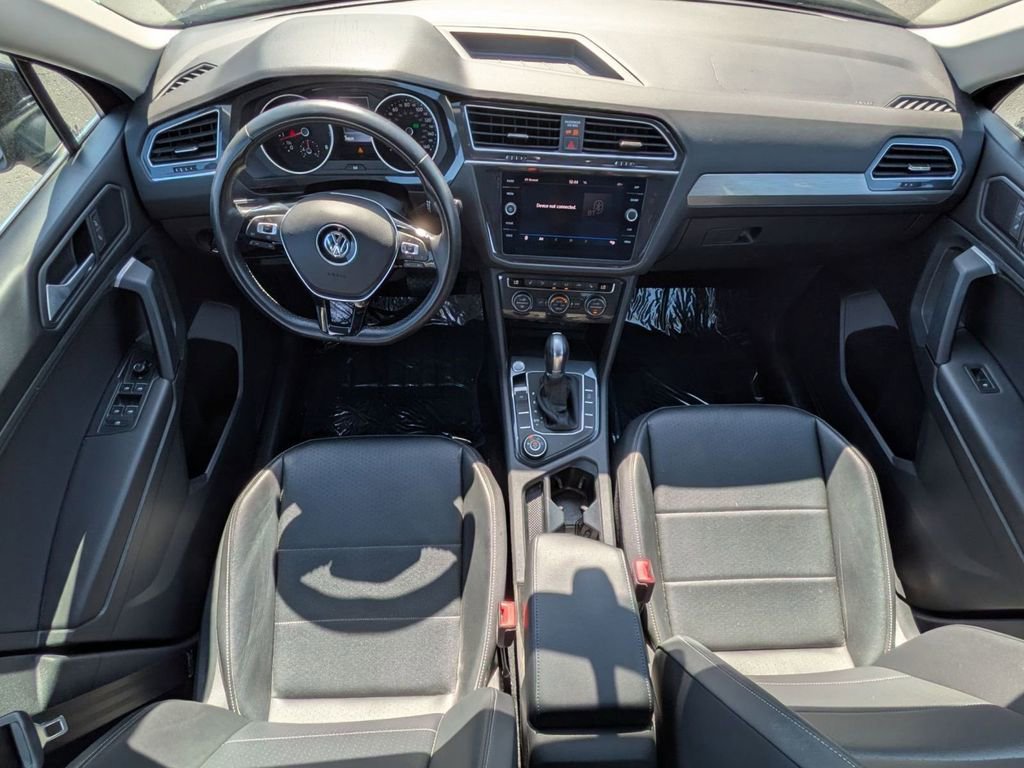 Used 2019 Volkswagen Tiguan SE w/ Panoramic Sunroof Package image 27