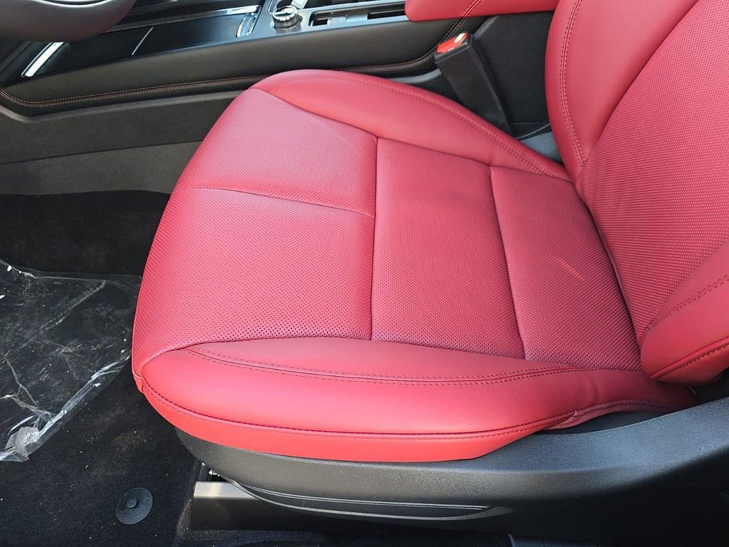 New 2025 Lincoln Corsair Reserve w/ Equipment Group 202A image 23