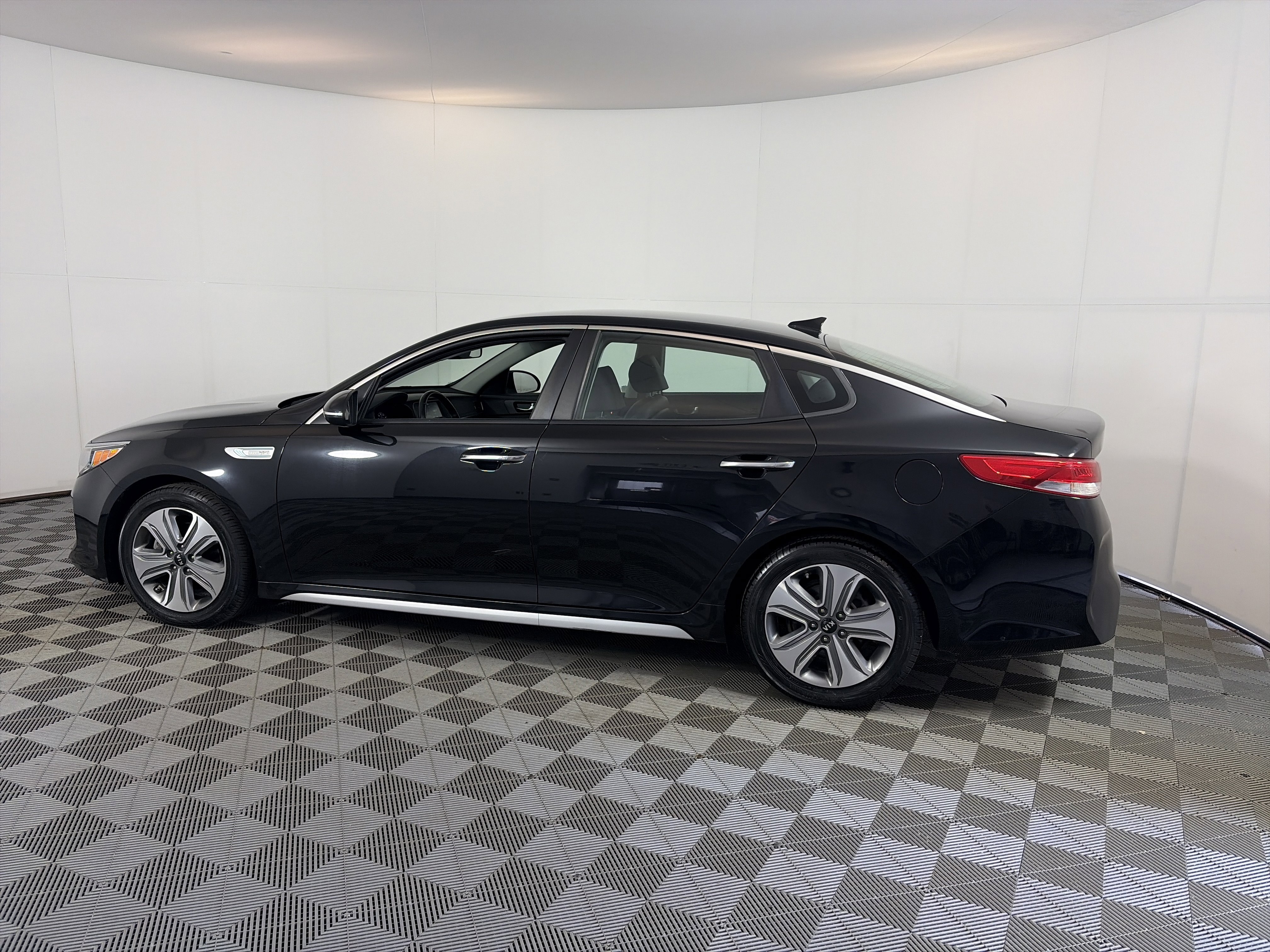Used 2017 Kia Optima EX FWD image 8