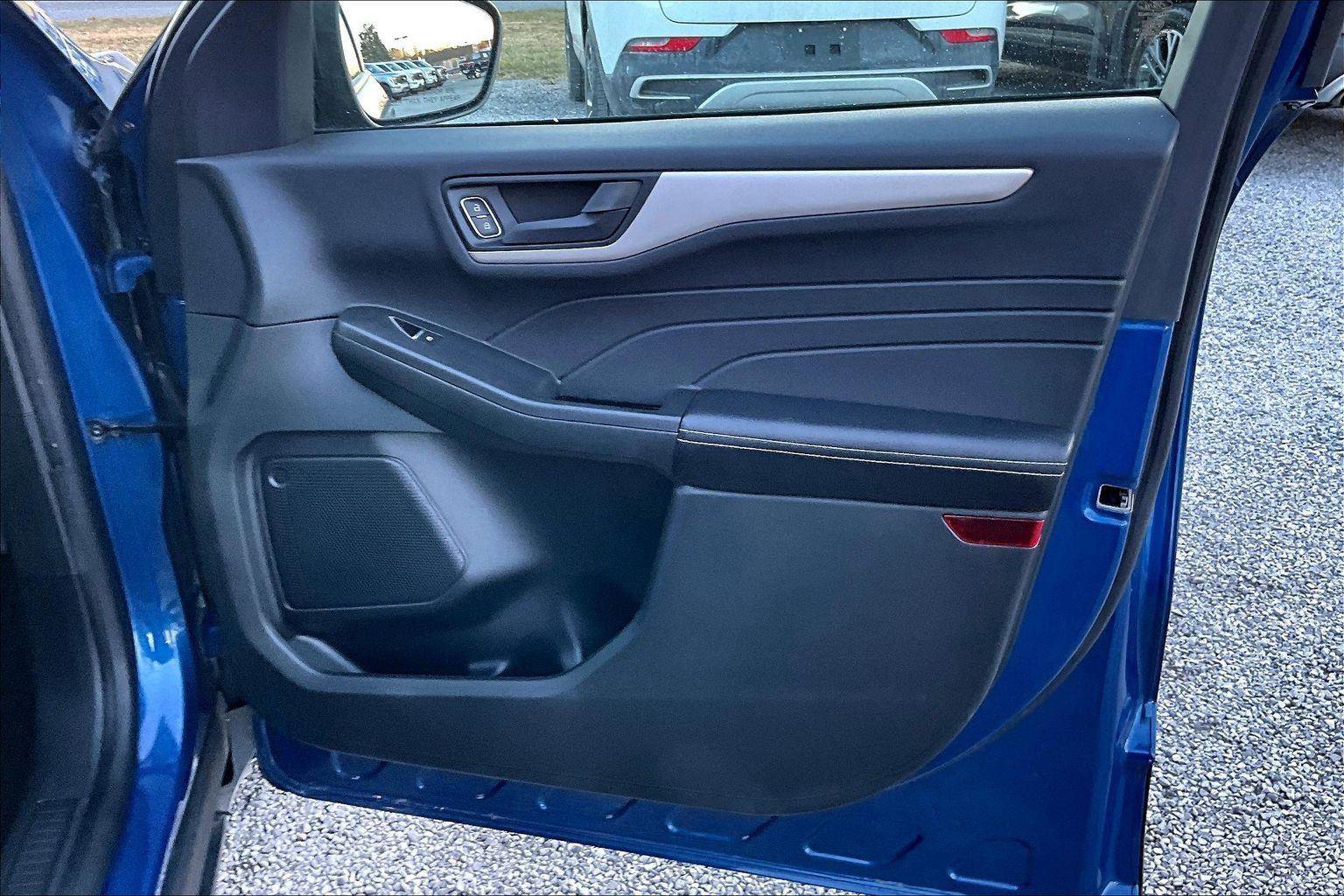 Certified 2022 Ford Escape SE w/ Convenience Package image 16