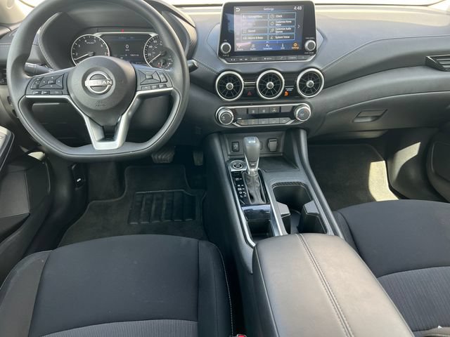Used 2024 Nissan Sentra SV FWD image 2