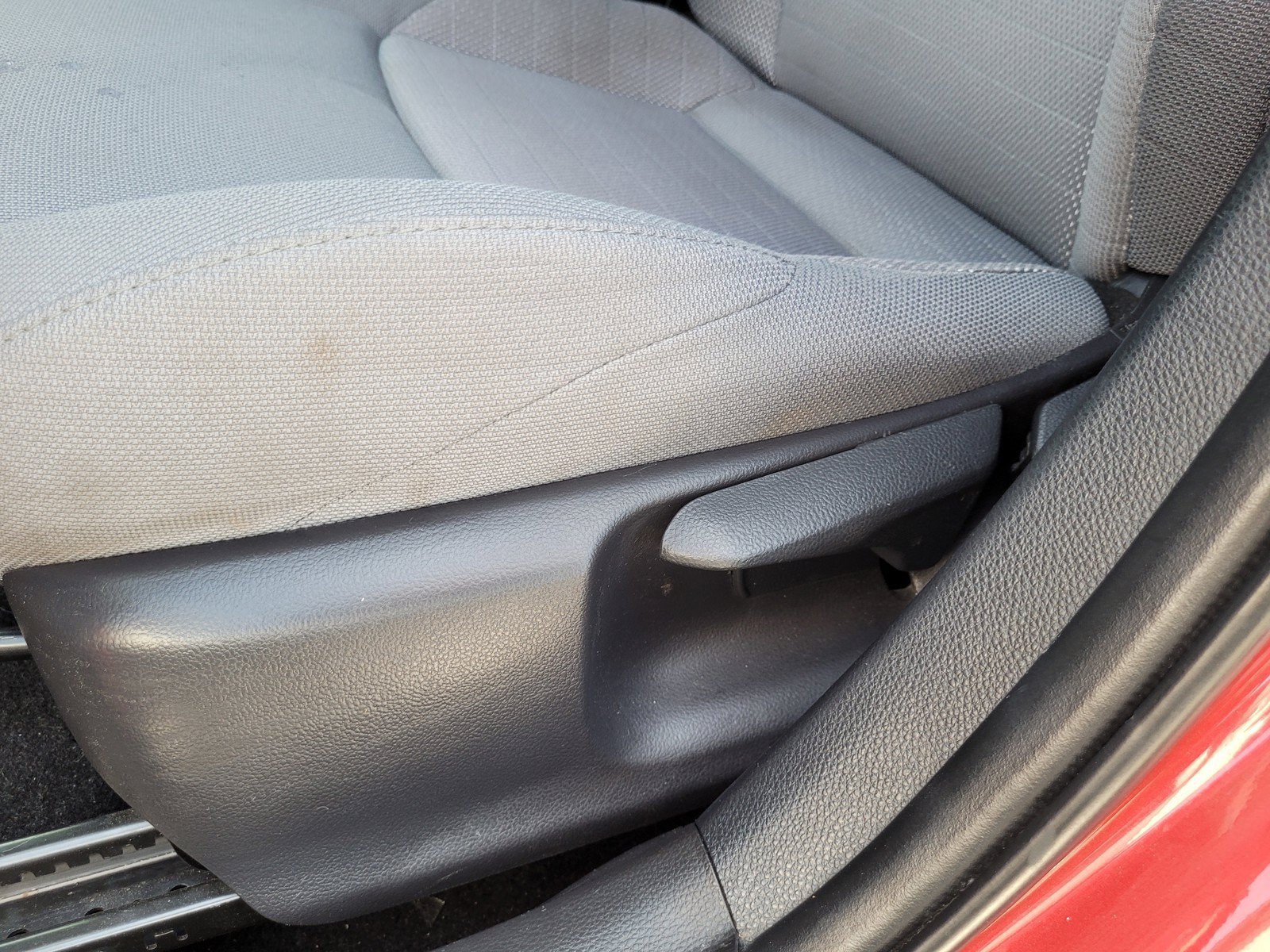 Used 2021 Toyota Corolla SE FWD image 12