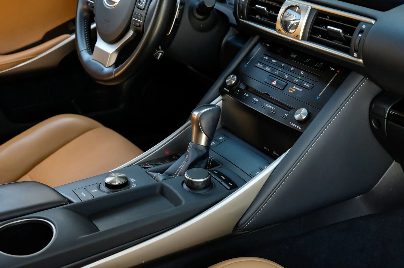 Used 2018 Lexus IS 300 AWD w/ Premium Package image 29