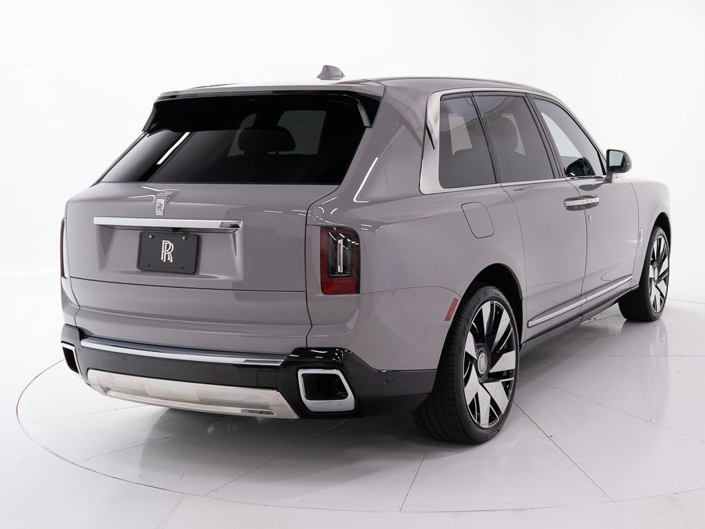 Certified 2025 Rolls-Royce Cullinan AWD/4WD image 5