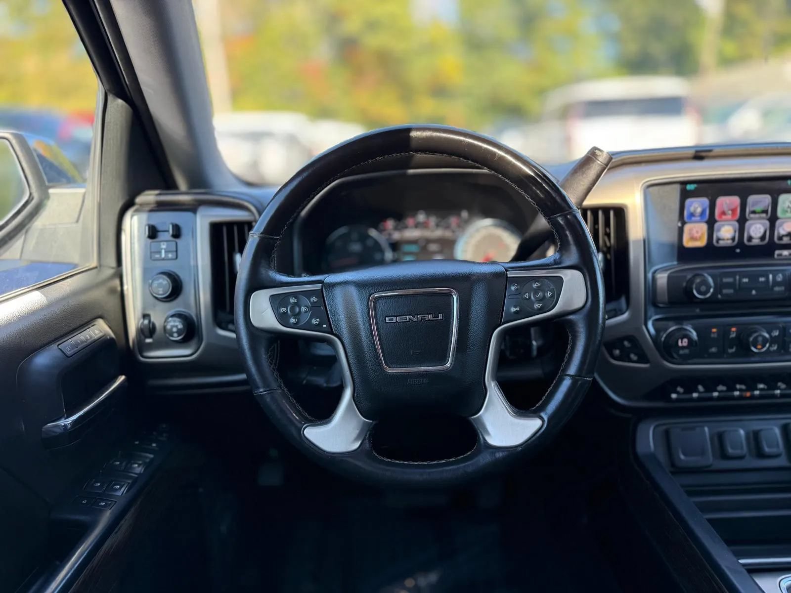 Used 2017 GMC Sierra 1500 Denali w/ Denali Ultimate Package AWD/4WD image 16