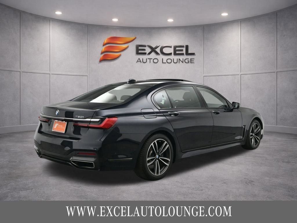 Used 2020 BMW 750i xDrive w/ M Sport Package AWD/4WD image 9