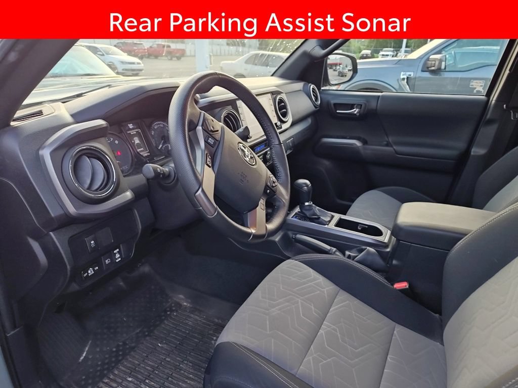 Used 2023 Toyota Tacoma TRD Off-Road w/ Technology Package AWD/4WD image 8