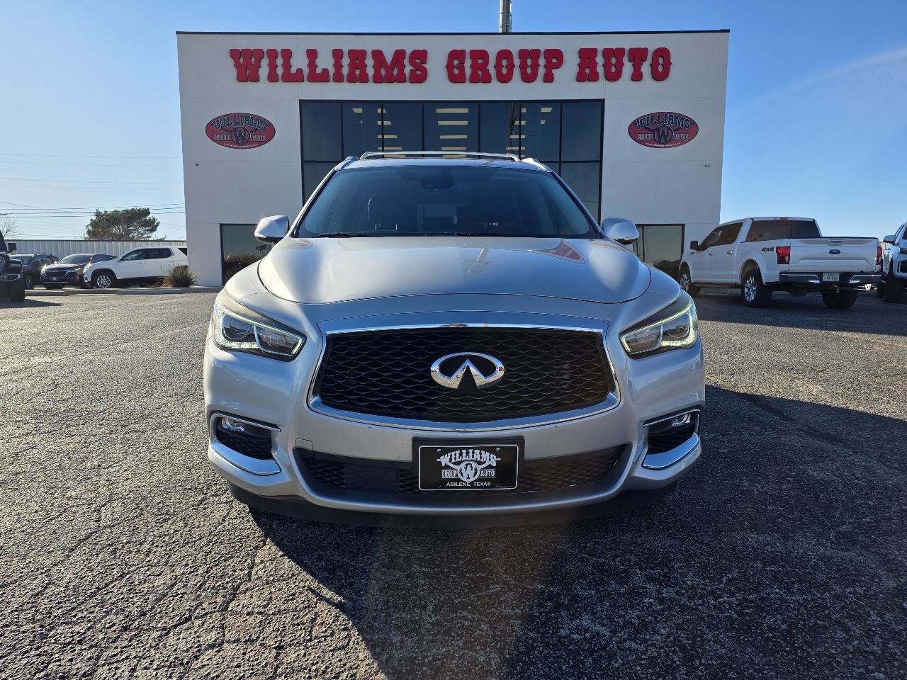 Used 2019 INFINITI QX60 Luxe image 2