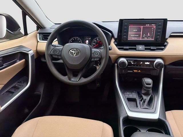 Used 2019 Toyota RAV4 LE image 20
