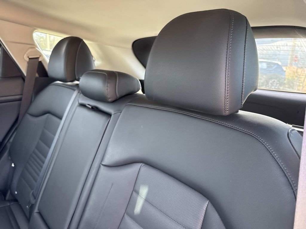 Used 2023 Kia Sportage SX image 15