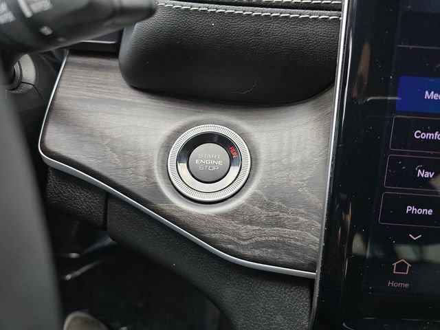Used 2023 Jeep Grand Cherokee Limited AWD/4WD image 38