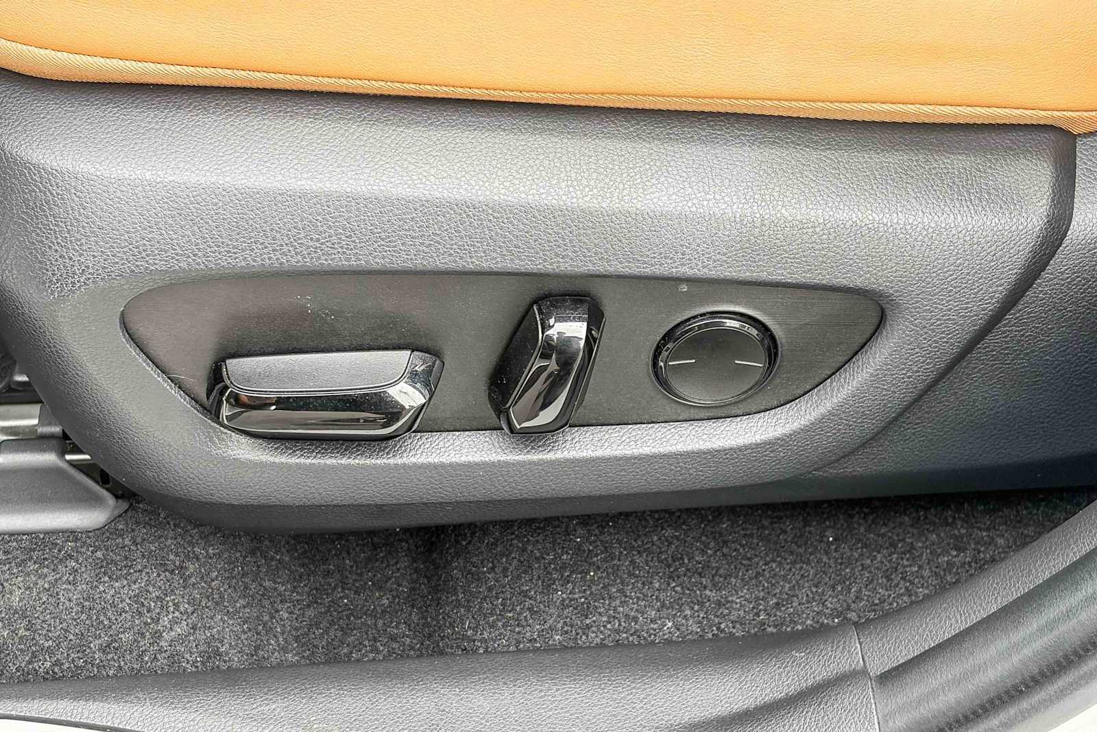 Used 2024 Lexus NX 350h AWD image 20