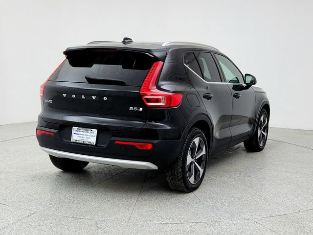 Certified 2023 Volvo XC40 B5 Plus w/ Protection Package Premier image 5