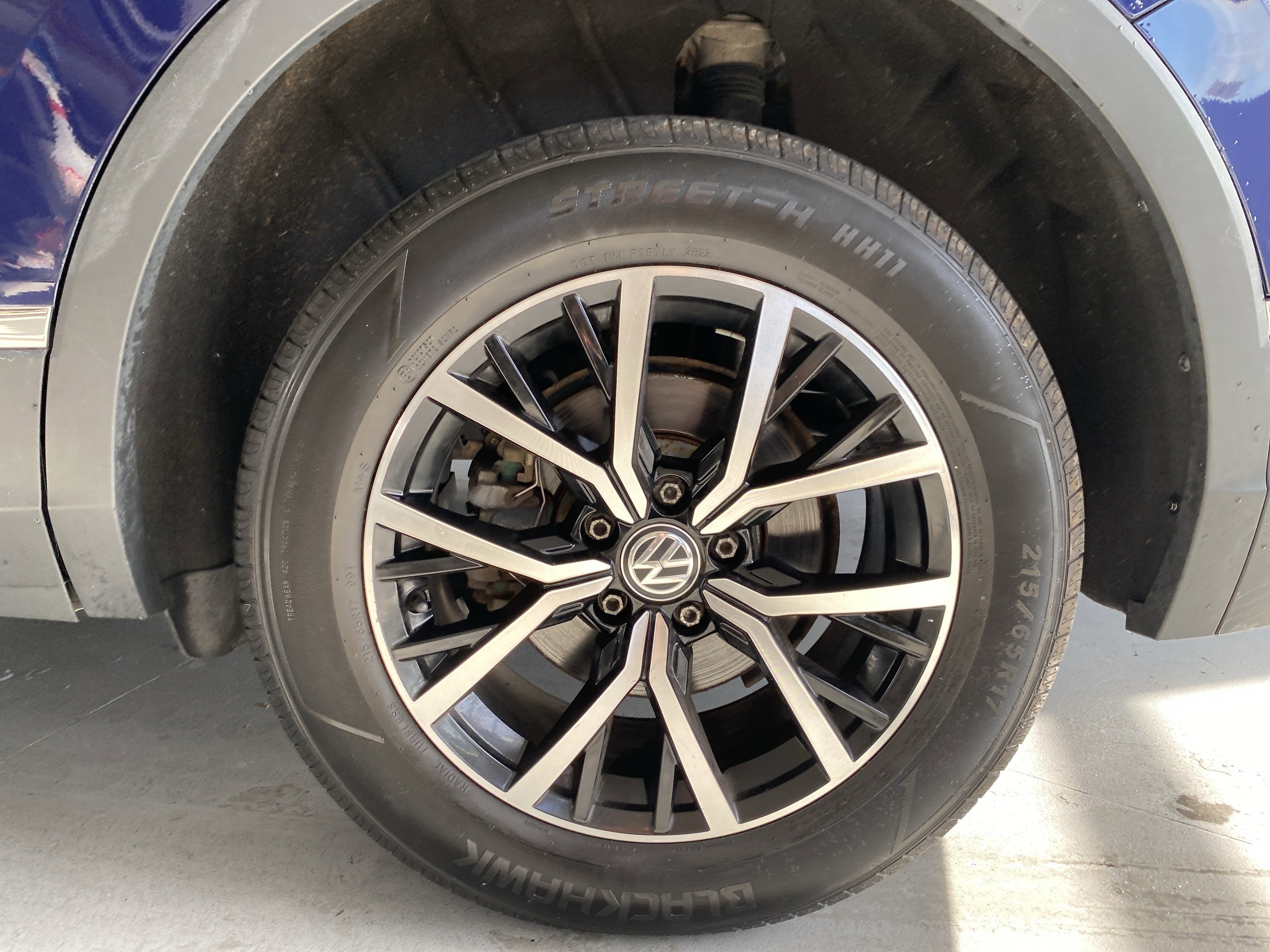 Used 2021 Volkswagen Tiguan SE image 29