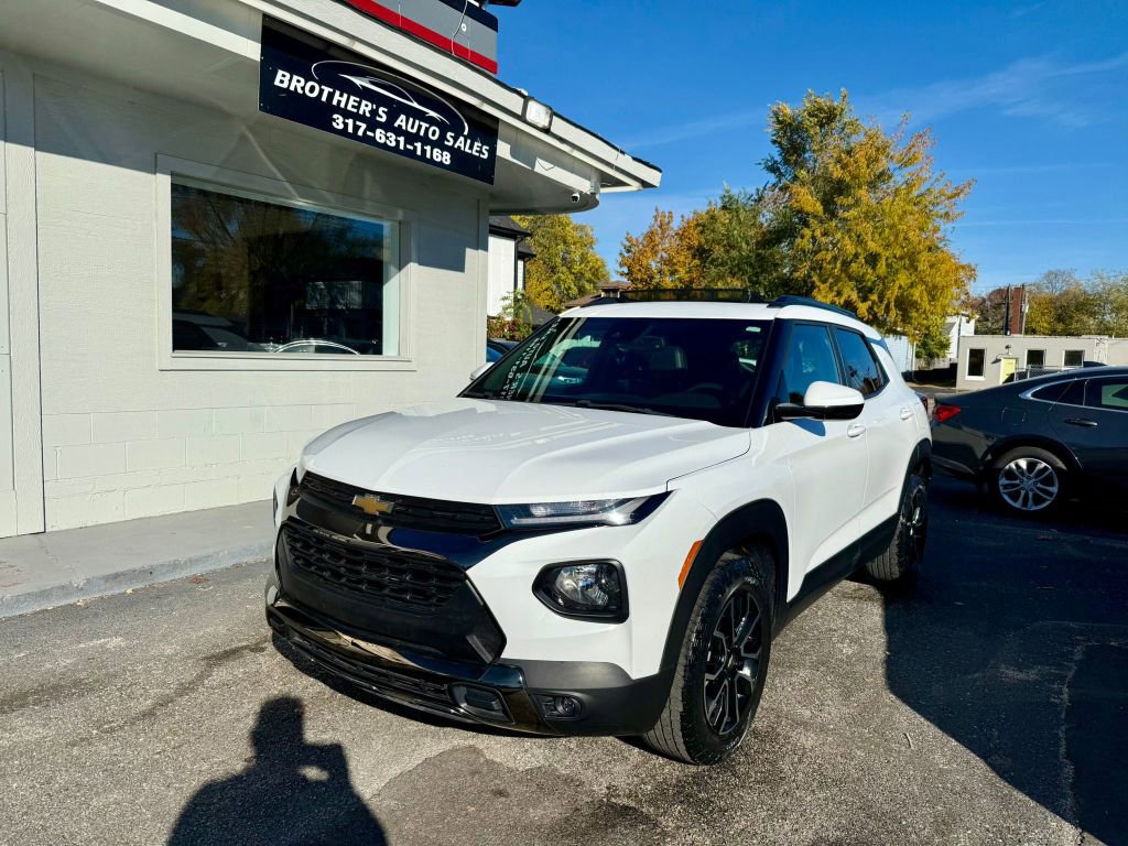 Used 2021 Chevrolet TrailBlazer ACTIV w/ Sun and Liftgate Package image 4