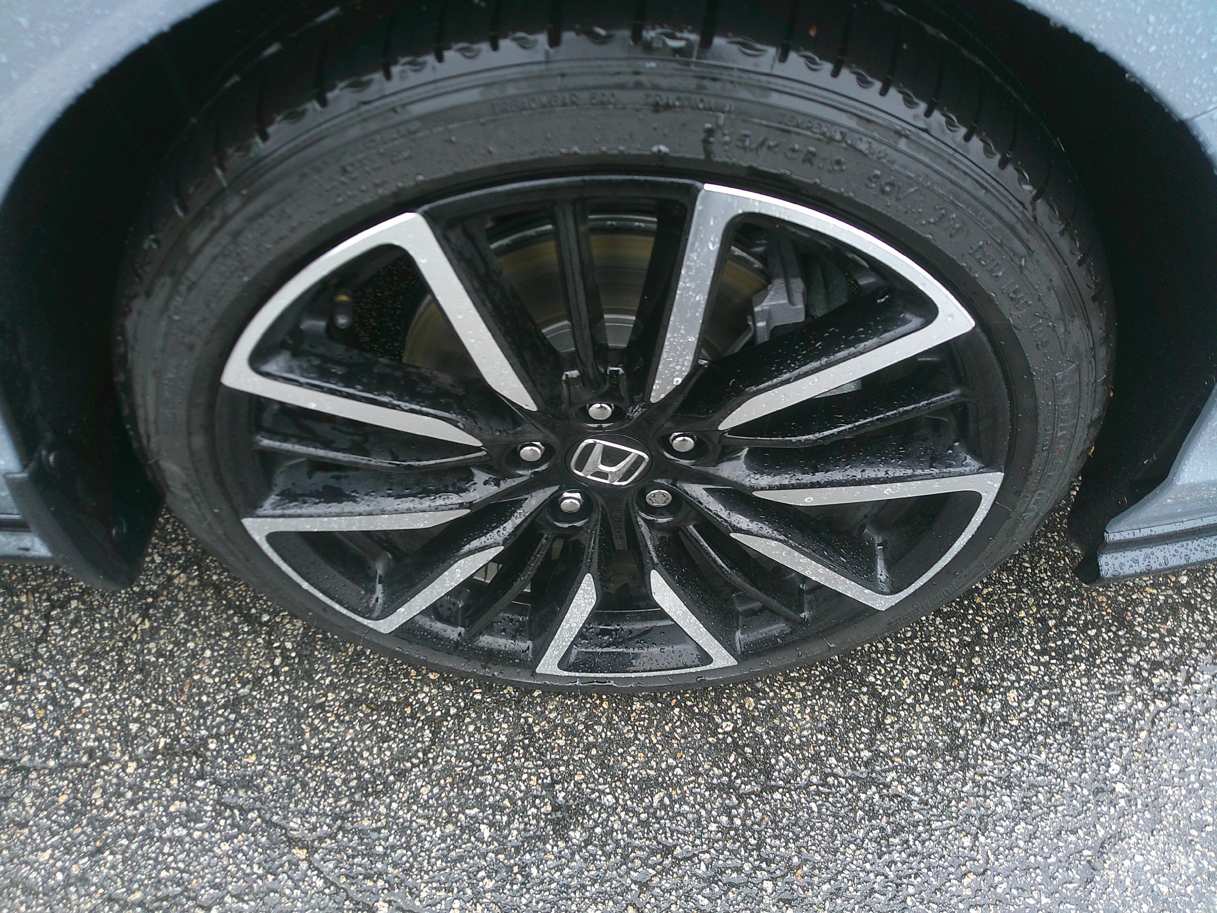 Used 2025 Honda Accord Touring image 13