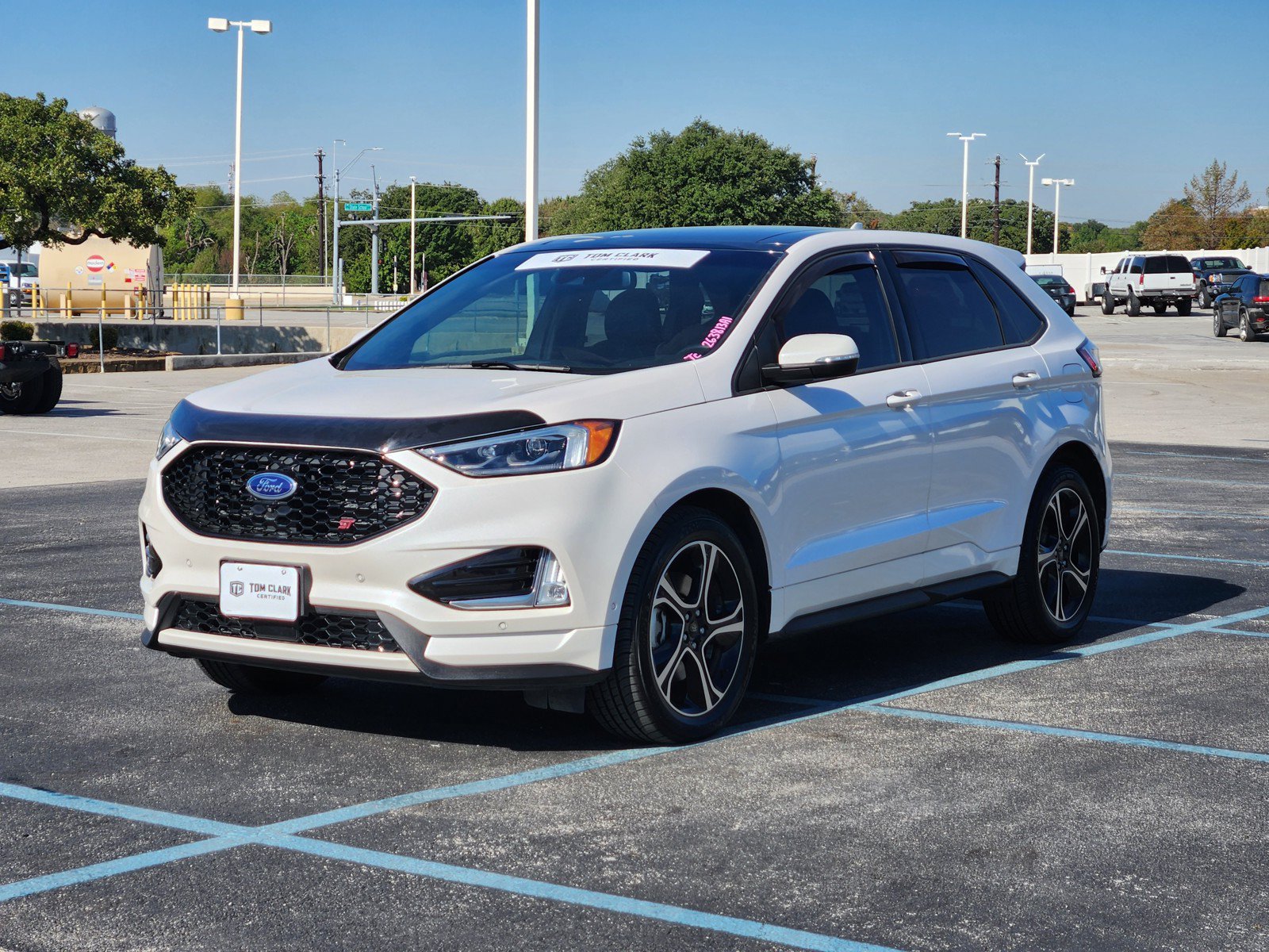 Used 2019 Ford Edge ST w/ Equipment Group 401A AWD/4WD image 2