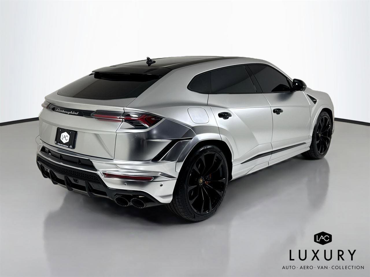 Used 2024 Lamborghini Urus S AWD/4WD image 6