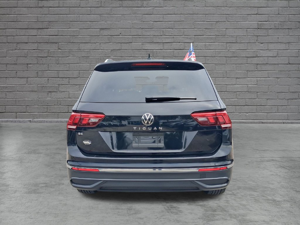 Certified 2023 Volkswagen Tiguan SE w/ Panoramic Sunroof Package FWD image 11