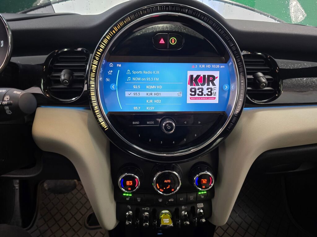 Used 2023 MINI Cooper SE image 14