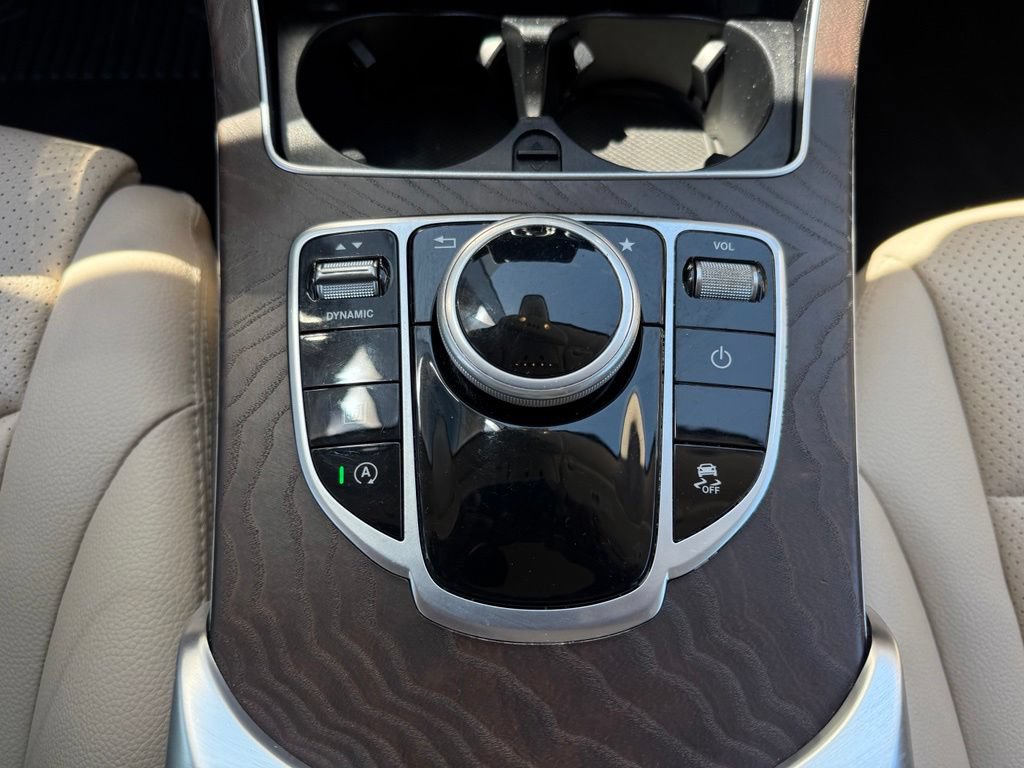 Used 2018 Mercedes-Benz GLC 300 4MATIC image 27