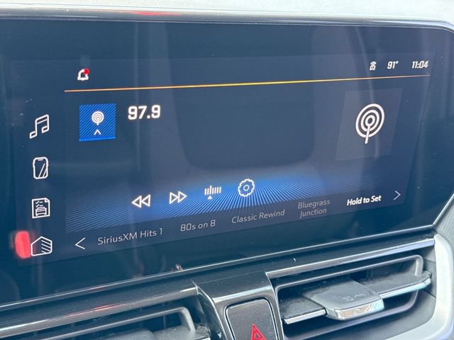 Used 2024 Chevrolet TrailBlazer LT w/ LT Cold Weather Package FWD image 16