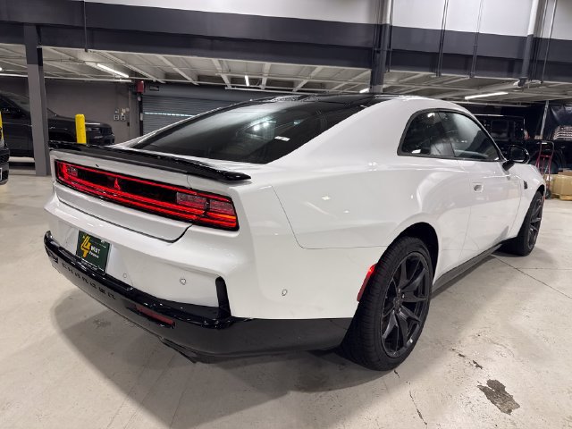 New 2026 Dodge Charger Scat Pack w/ Blacktop Package AWD/4WD image 9