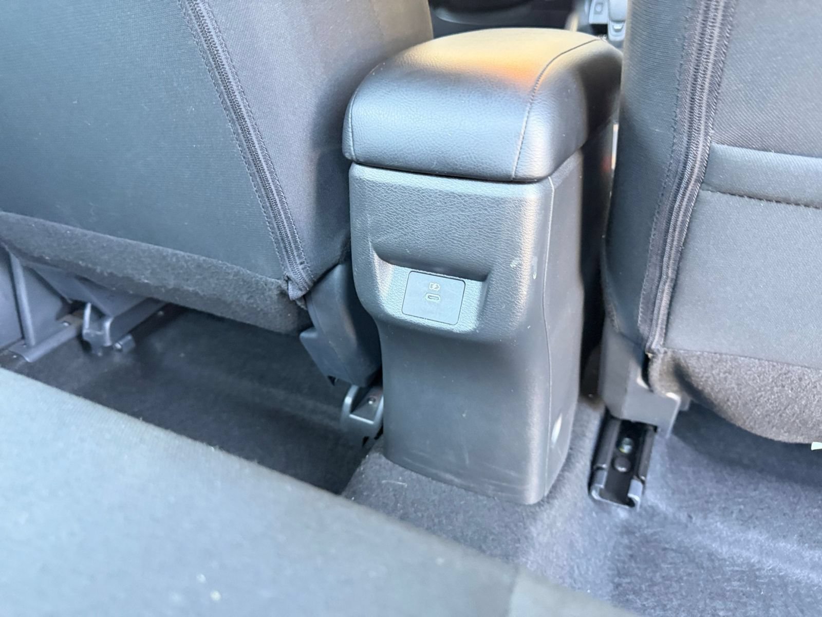 Used 2025 Nissan Versa SV FWD image 22