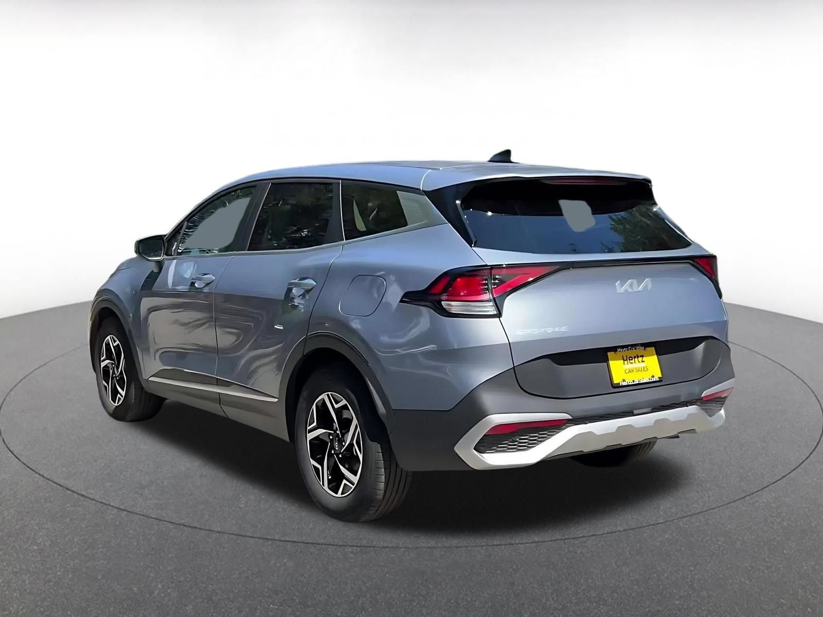 Used 2025 Kia Sportage LX FWD image 11