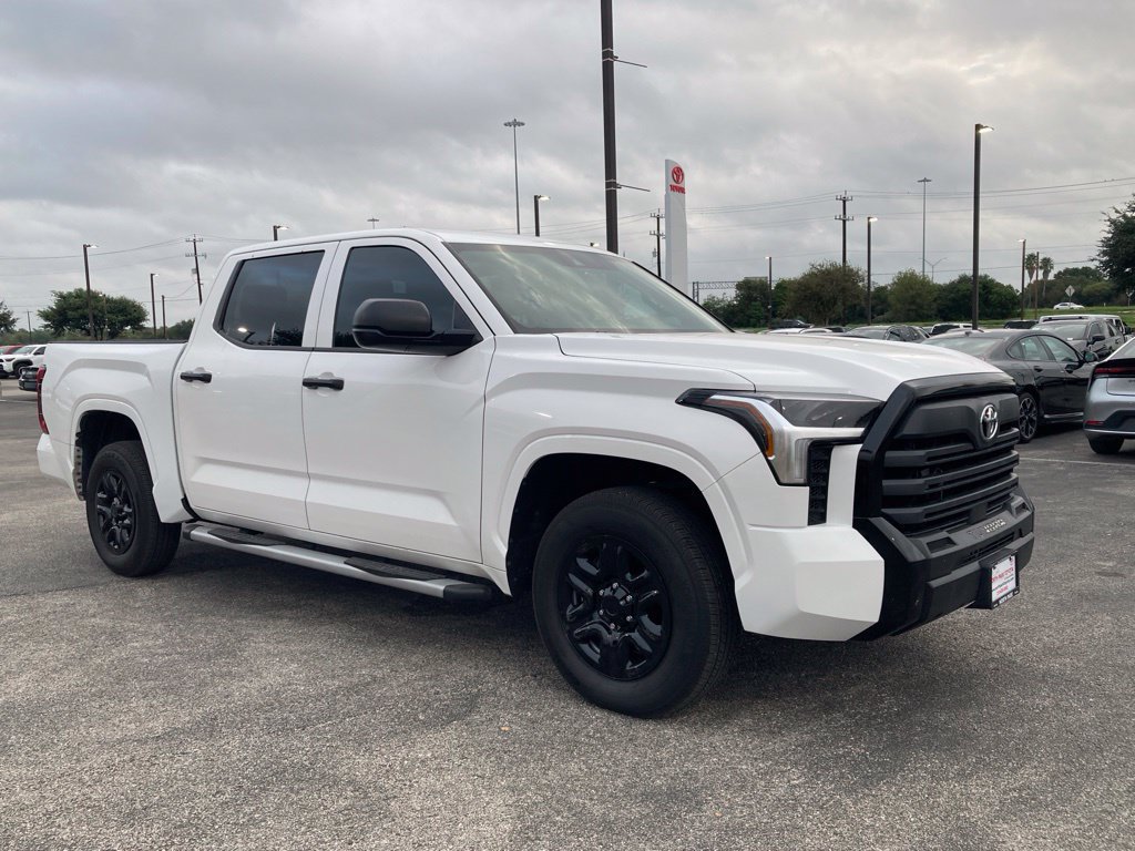 Used 2025 Toyota Tundra SR w/ SR Tow Package RWD image 3