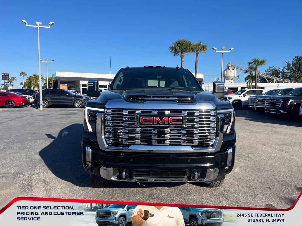 New 2026 GMC Sierra 3500 Denali w/ Technology Package image 3