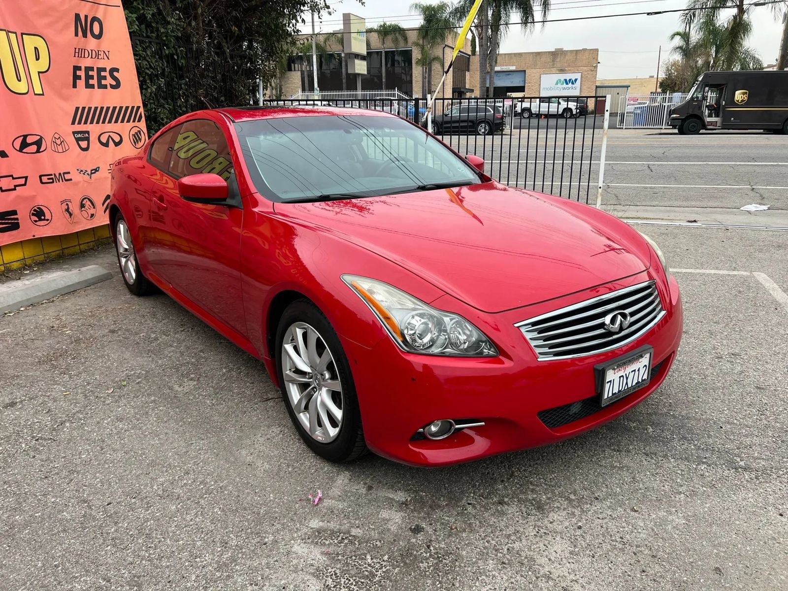 Used 2013 INFINITI G37 Journey w/ Premium Pkg RWD image 3