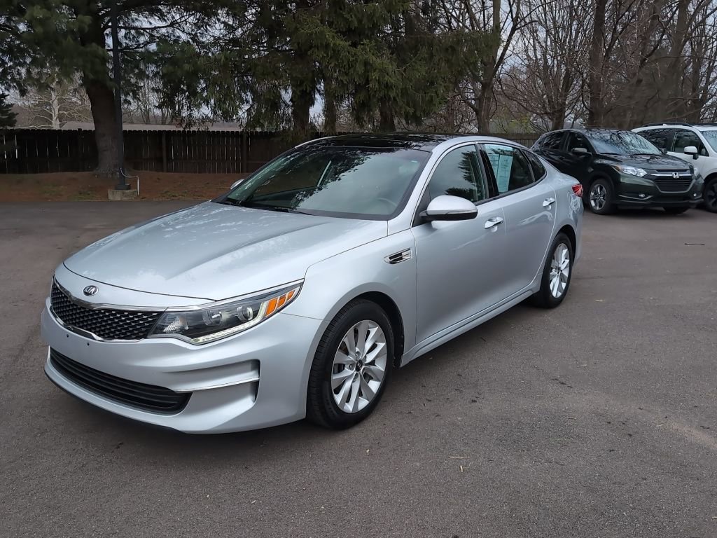 Used 2018 Kia Optima EX w/ Premium Package FWD image 1