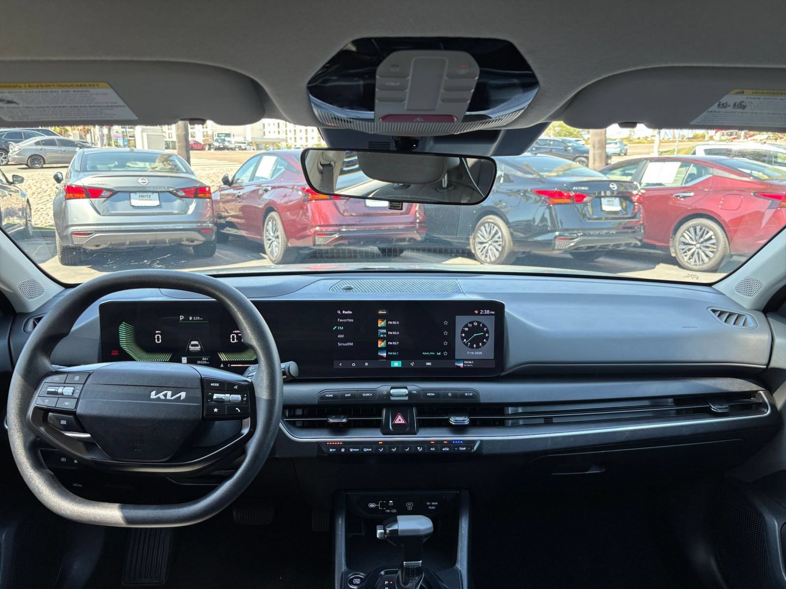Used 2025 Kia K4 FWD image 32
