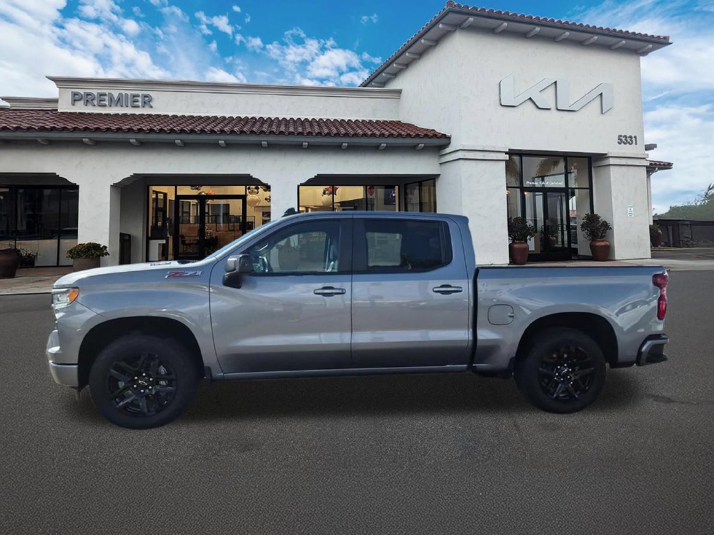 Used 2024 Chevrolet Silverado 1500 RST w/ Convenience Package II AWD/4WD image 5