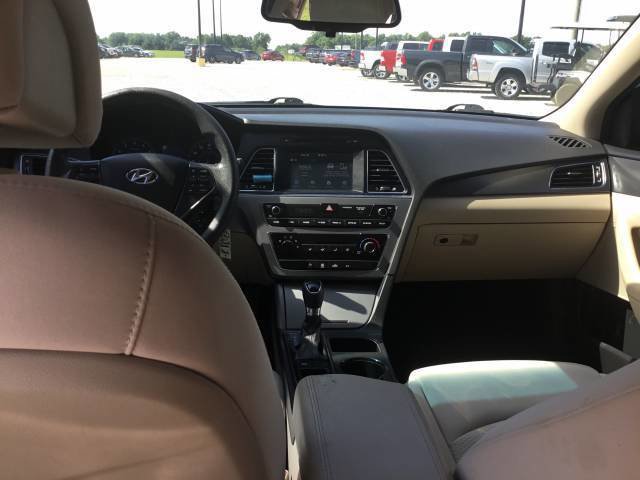 Used 2017 Hyundai Sonata Sport FWD image 12