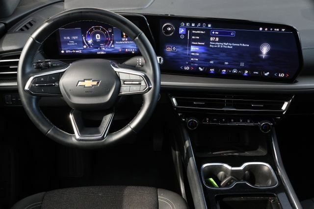 Used 2024 Chevrolet Traverse LT AWD/4WD image 11