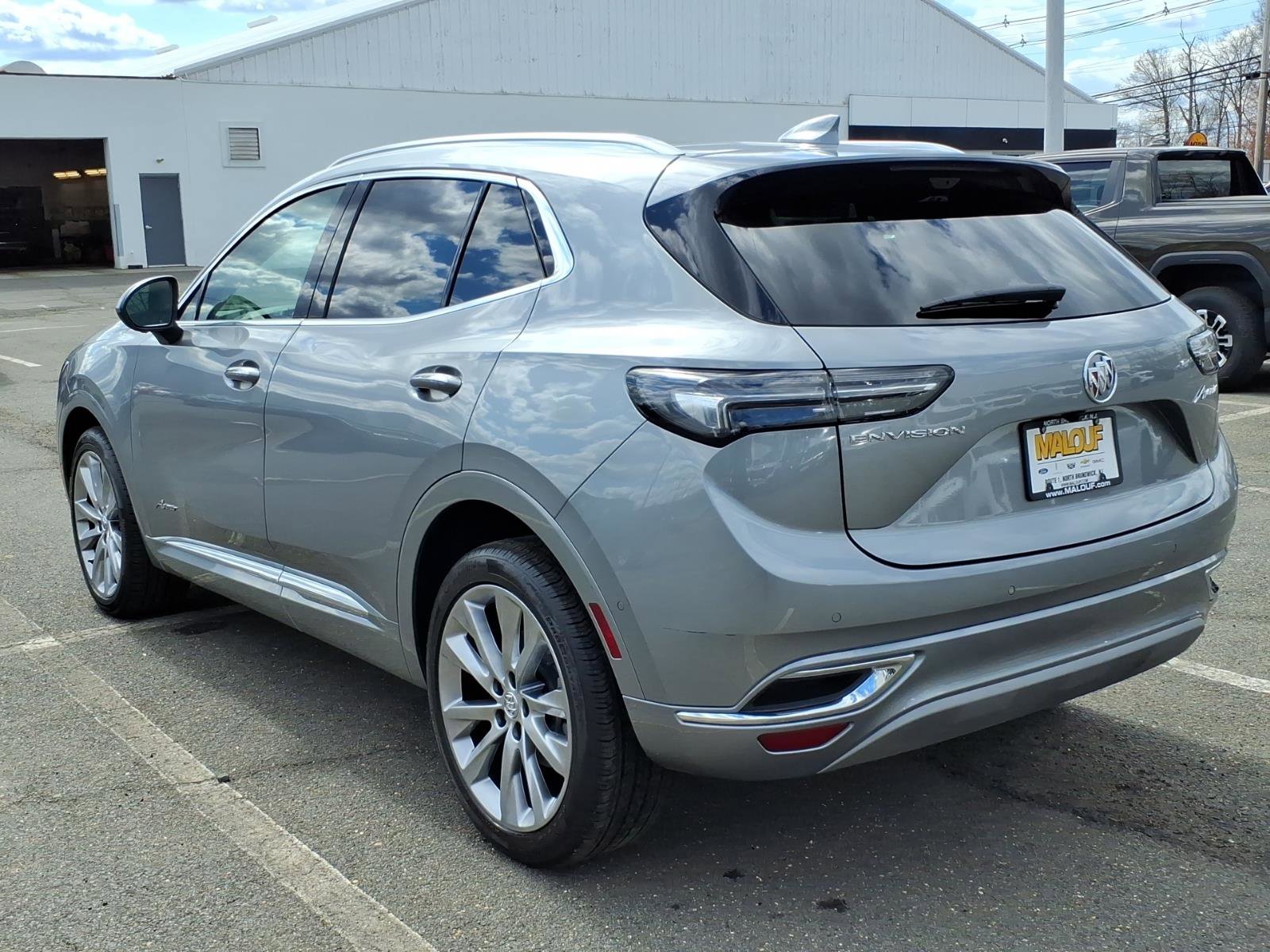 Certified 2023 Buick Envision Avenir FWD image 5