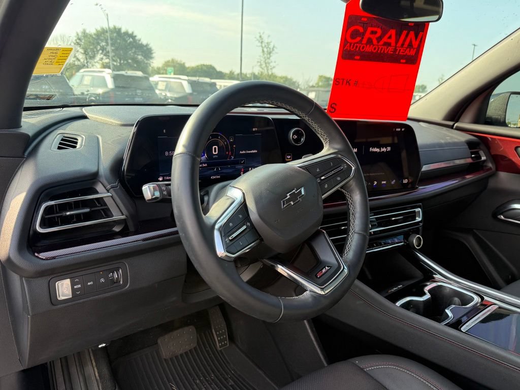 Used 2024 Chevrolet Traverse Z71 w/ LPO, Floor Liner Package AWD/4WD image 10