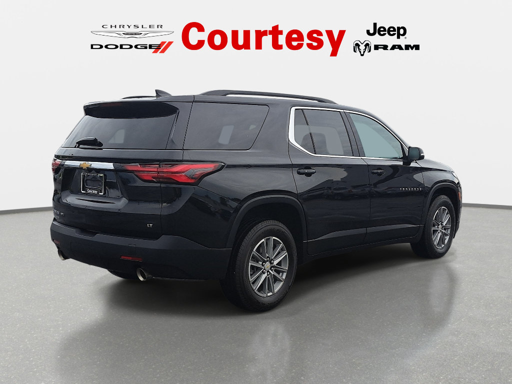 Used 2023 Chevrolet Traverse LT AWD/4WD image 4