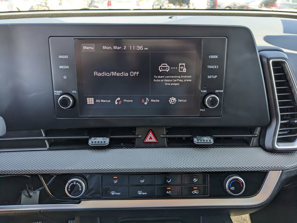 Certified 2025 Kia Sportage LX image 21