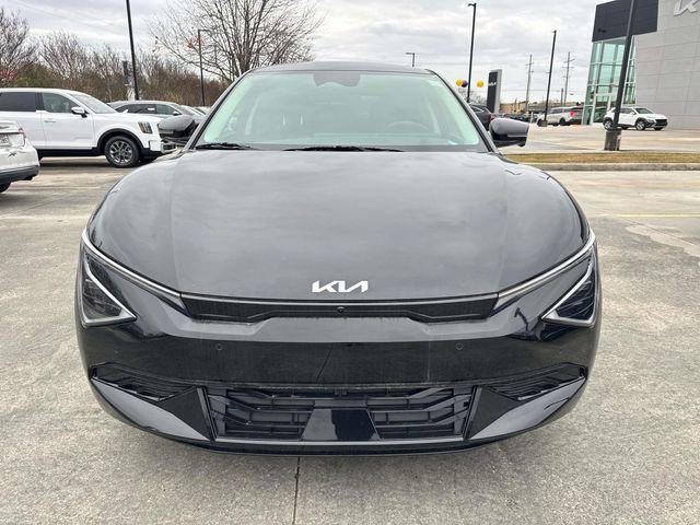 New 2025 Kia EV6 Wind image 2