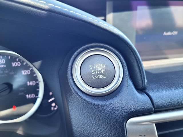 Used 2016 Lexus IS 200t RWD image 16