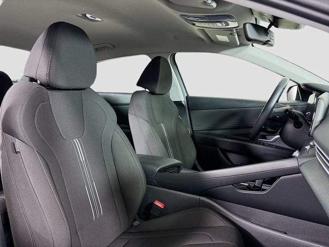 Used 2023 Hyundai Elantra SEL w/ Convenience Package FWD image 26