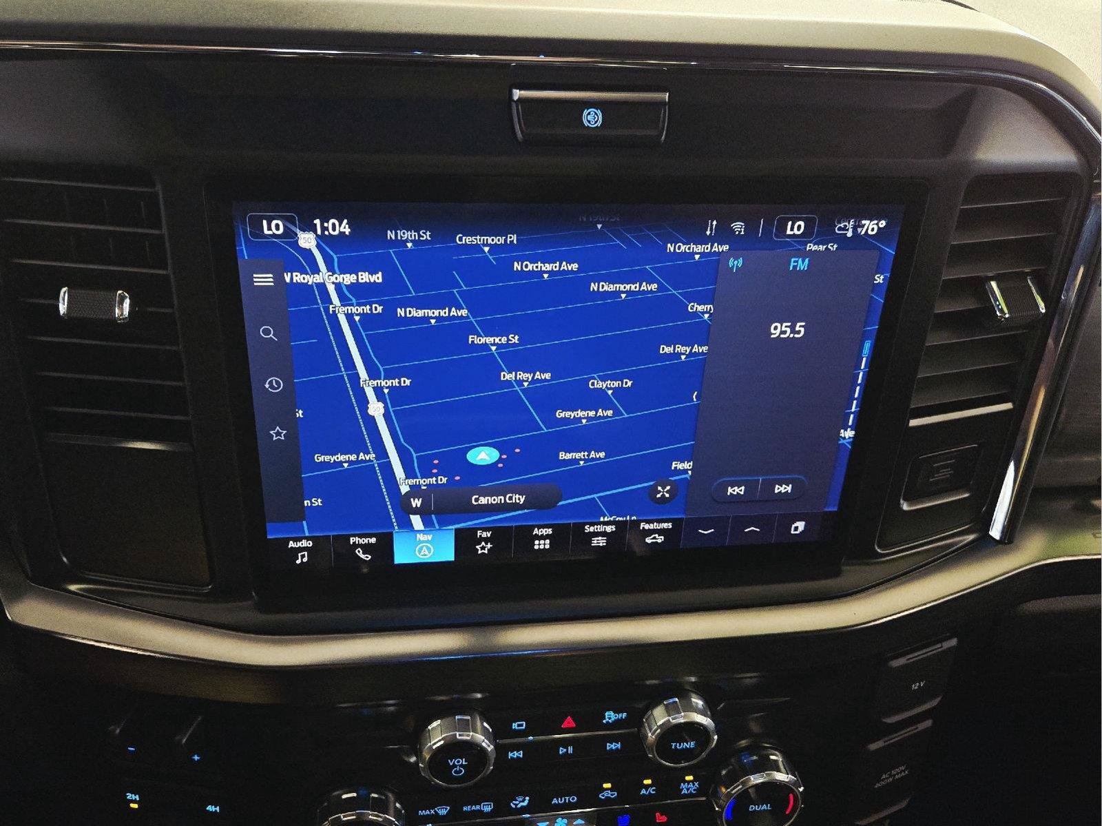 Used 2025 Ford F450 Lariat AWD/4WD image 40