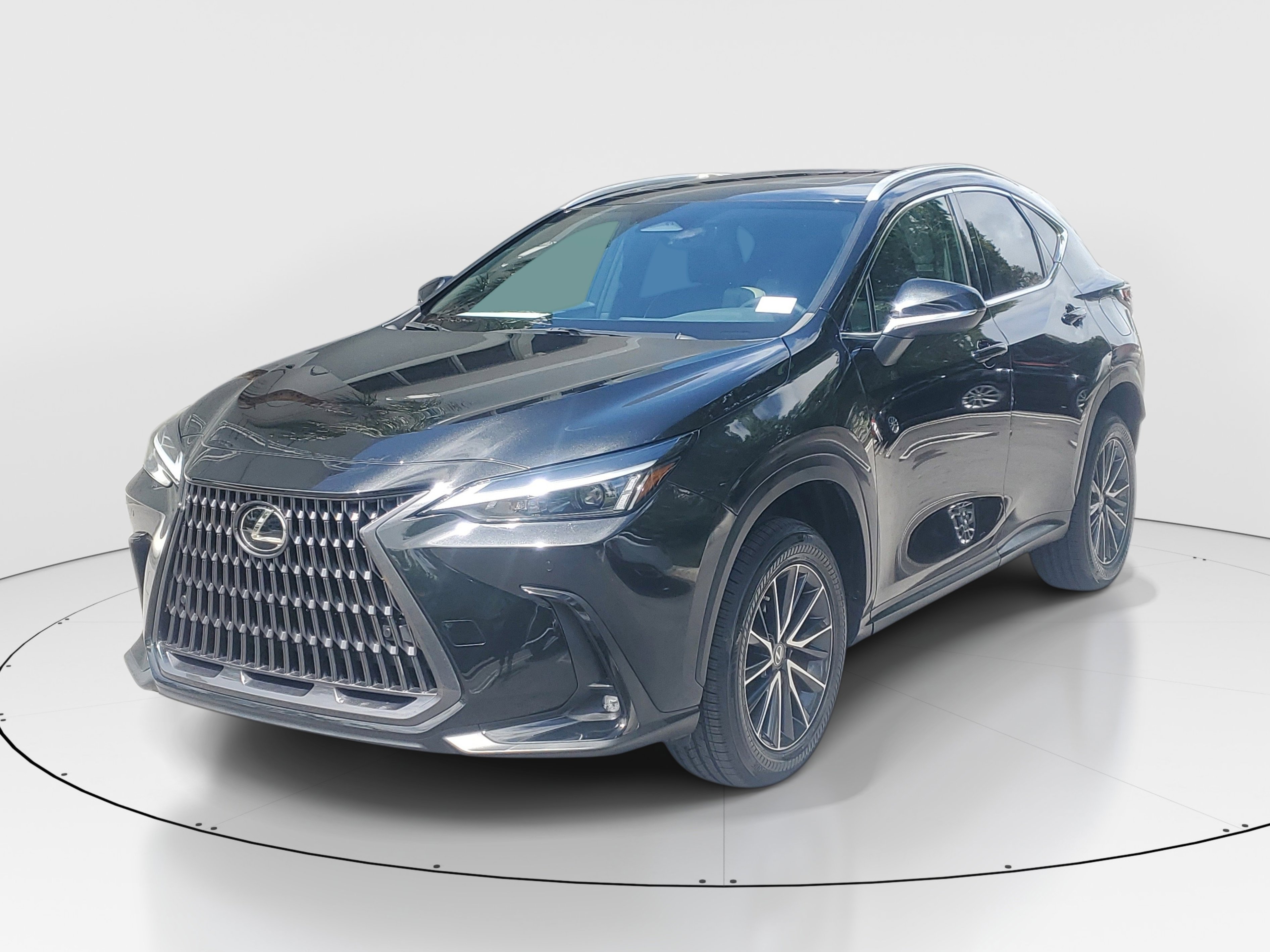 Used 2023 Lexus NX 350 AWD image 3