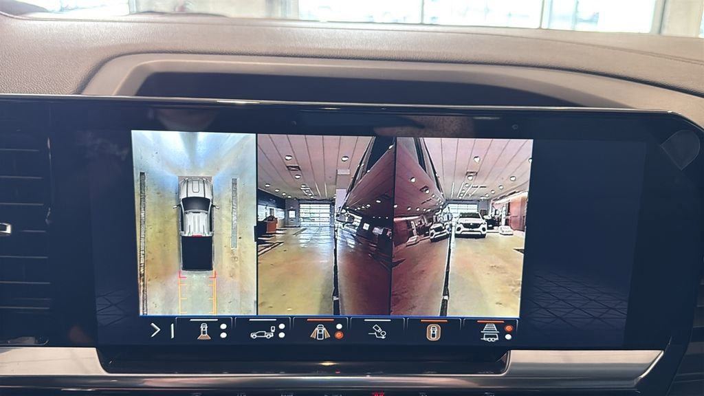 New 2026 GMC Sierra 3500 SLT w/ SLT Premium Package AWD/4WD image 40